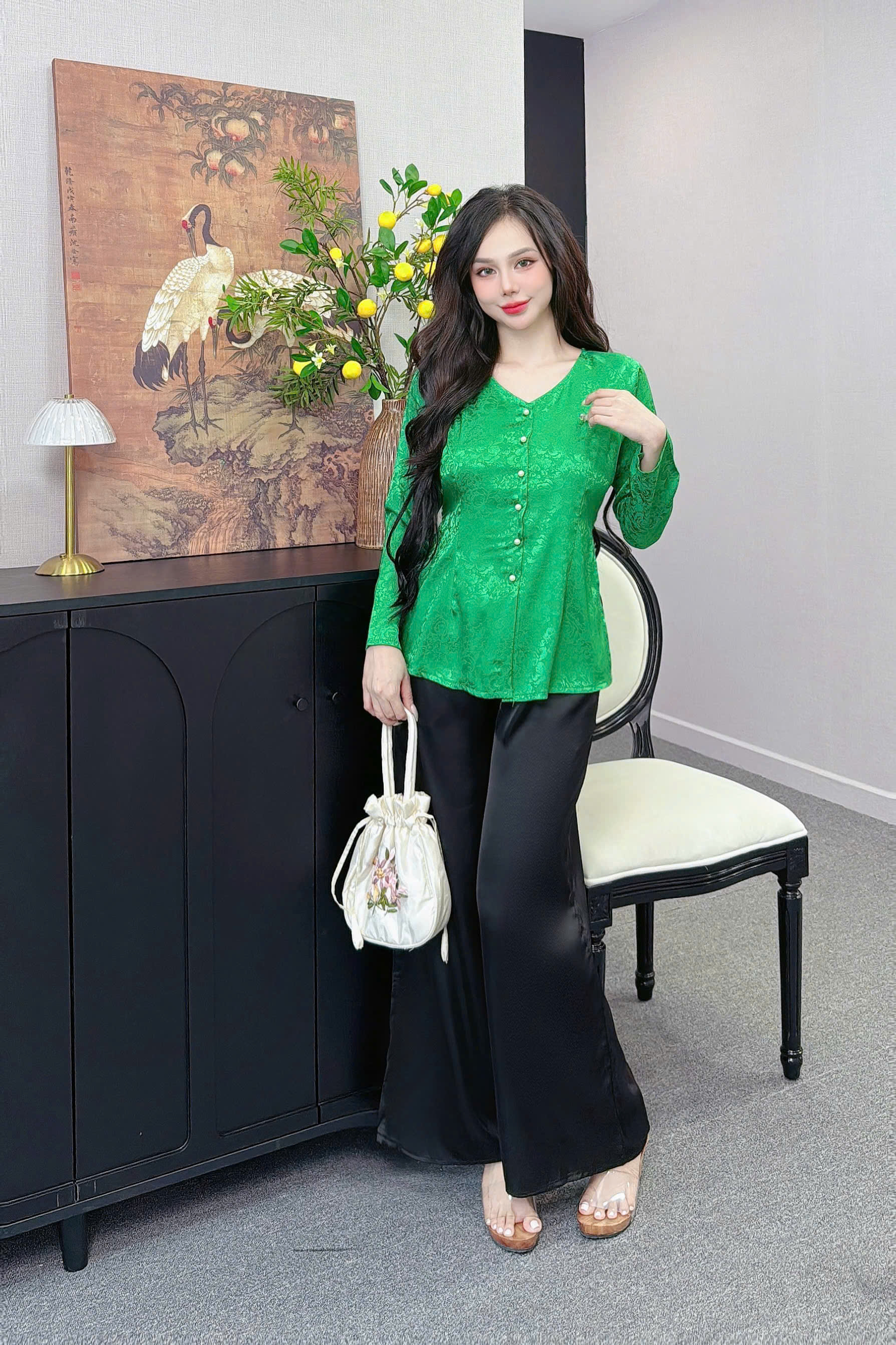 Set bộ - áo lẻ - bà ba ANH MỸ cổ tim tay dài gài nút,áo lẻ bà ba chất liệu gấm,quần lẻ latin SP0336