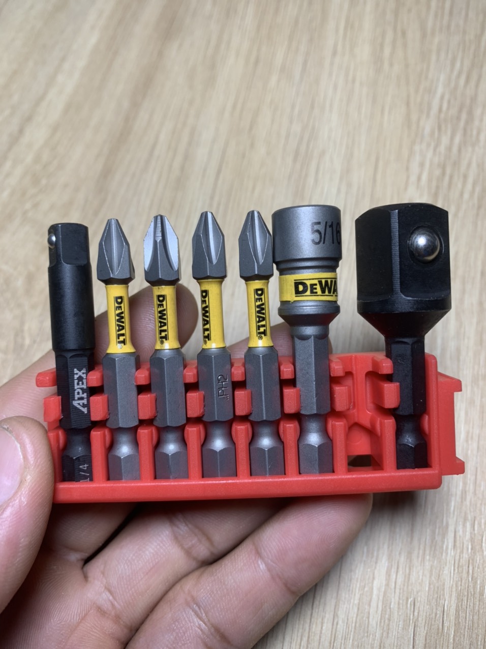 Bộ mũi vít PH2 - đầu bắn tôn dewalt , đầu chuyển bắn vít sang bulong 1/4 - 1/2 dài 5cm có chân đế chất lượng cao từ mạnh