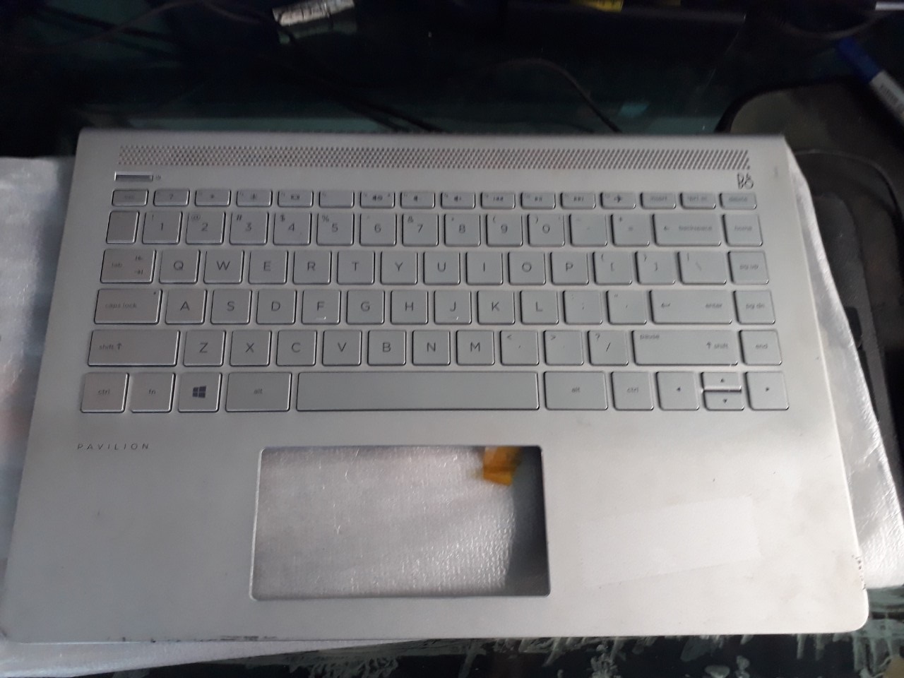 Vỏ mặt c + keyboard hp 14-bf series cũ tháo máy