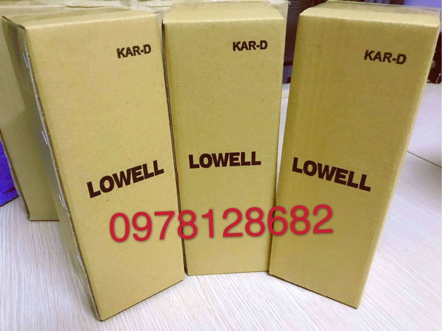 Tẩy kính, sơn xe hơi Lowell Clean, tẩy cặn canxi, rỉ sét, ố mốc, ố vàng