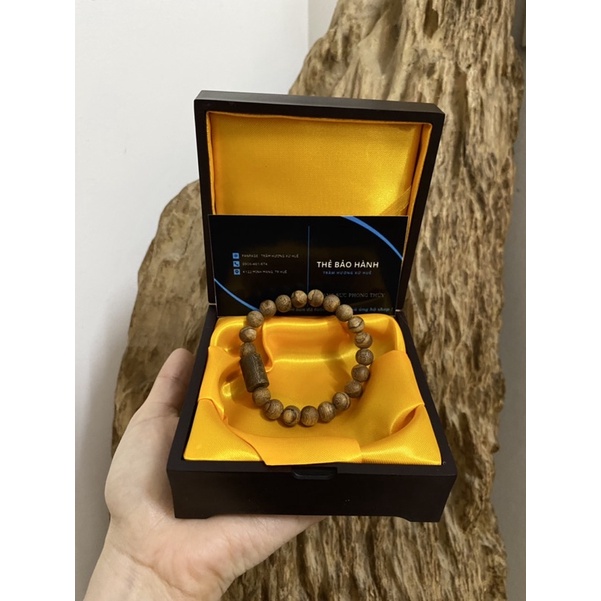 Vòng tay trầm hương tự nhiên,Vòng trầm hương thơm,trầm hương tự nhiên,Vòng tay trầm hương dành cho nam và nữ.