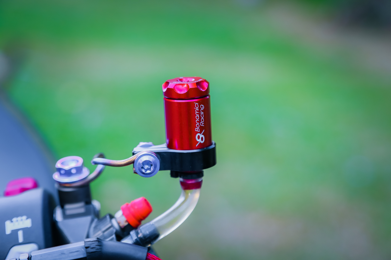 Bình dầu rời nhôm CNC mẫu ngón tay gắn các loại xe