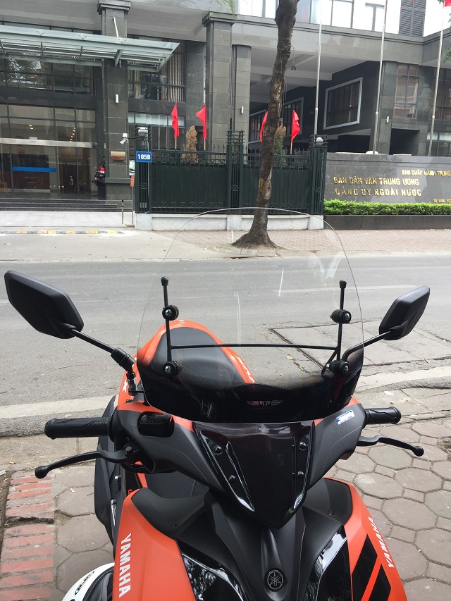 Kính chắn gió xe máy Yamaha NVX155