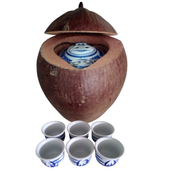 Bình ủ trà trái dừa có sơn bóng / Bình trà 0,Bình ủ trà trái dừa có sơn bóng / Bình trà 0,8 - 0,9 lít / Giữ ấm từ 3 - 6 giờ / Sản phẩm sản xuất thủ công / Xưởng sản4 - 0,7 lít / Giữ ấm từ 3 - 6 giờ / Sản phẩm sản xuất thủ công / Xưởng sản xuất tại Bến Tre