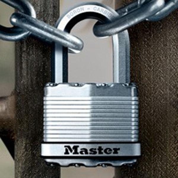 Ổ khóa chống cắt master lock m5xdlf thân thép lá rộng 51mm 2 chìa - mitishop