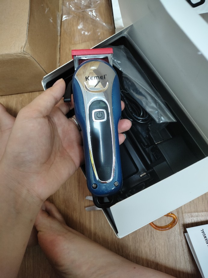 Tăng đơ cắt tóc chuyên nghiệp - Tông đơ cao cấp - Tông đơ cắt tóc - Tăng đơ cắt tóc mini - Tông đơ cắt tóc kemei 1995 giá rẻ hơn jichen,codos,xiaomi,philips,fade + Tặng kèm 2 khẩu trang