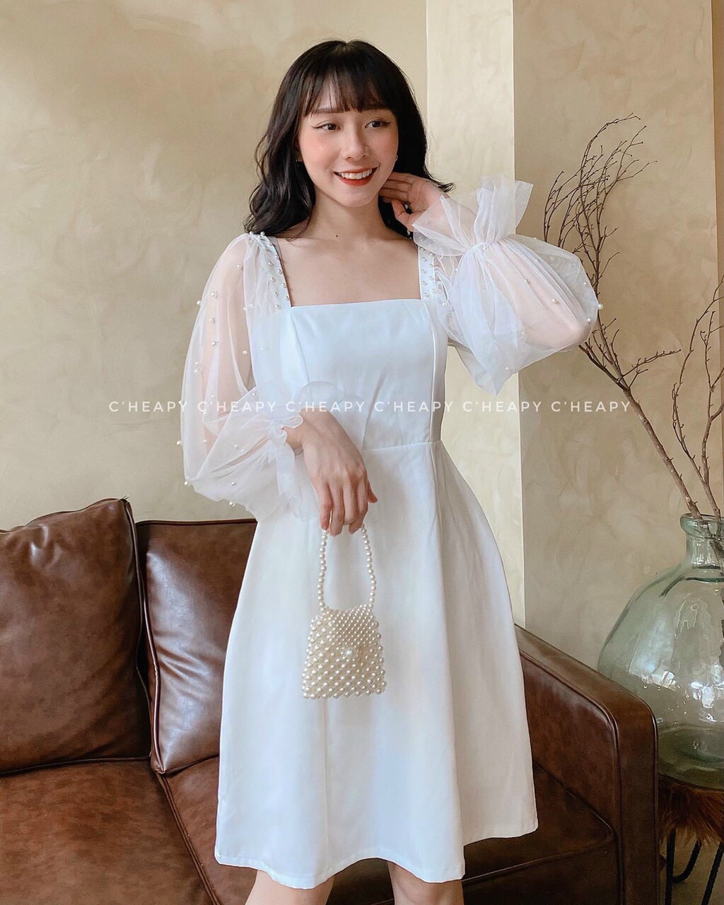 Đầm tay bồng, đính ngọc