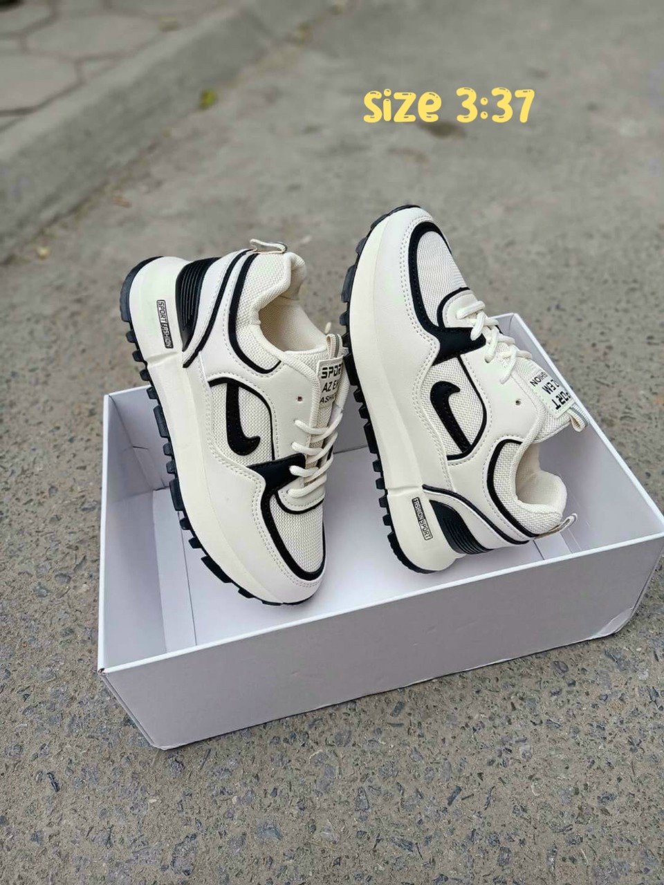 Giày nữ viền xanh phong cách hàn quốc