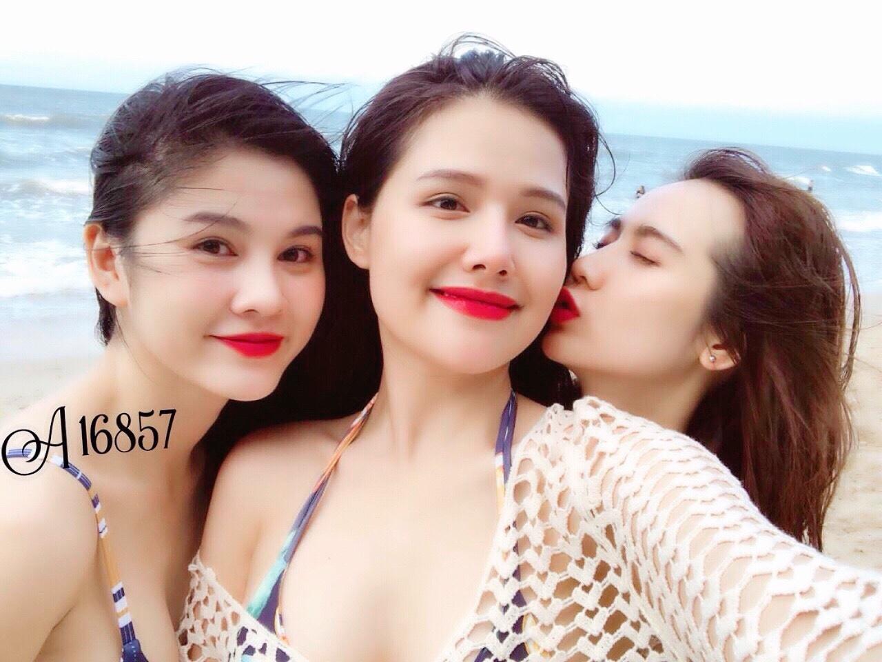 Áo lưới đi biển siêu sexy kèm áo ống ad