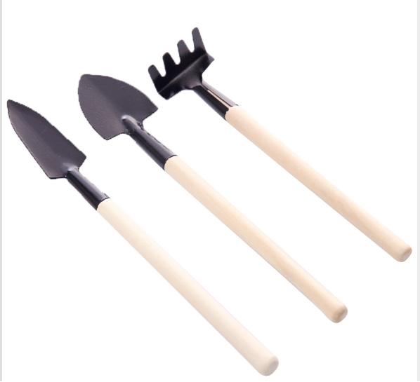 3 dụng cụ làm vườn tiện dụng