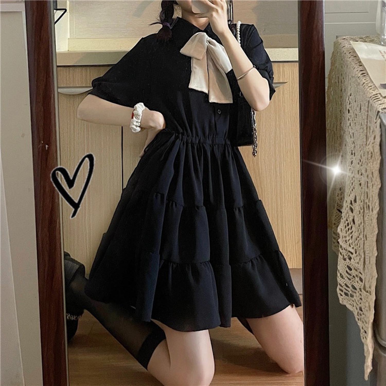 V026 đầm nữ đen trắng cổ nơ xòe 3 tầng cộc tay bồng váy bbd babydoll công