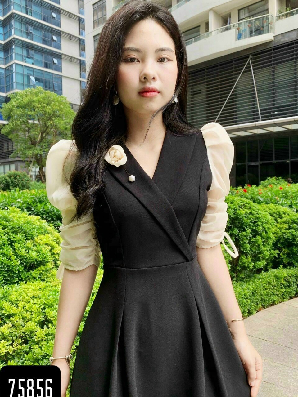 [HCM]ĐẦM XÒE NỮ DỰ TIỆC KIỂU CỔ CHÉO PHỐI CÀI HOA SIÊU ĐẸP CÓ SIZE LỚN XXL