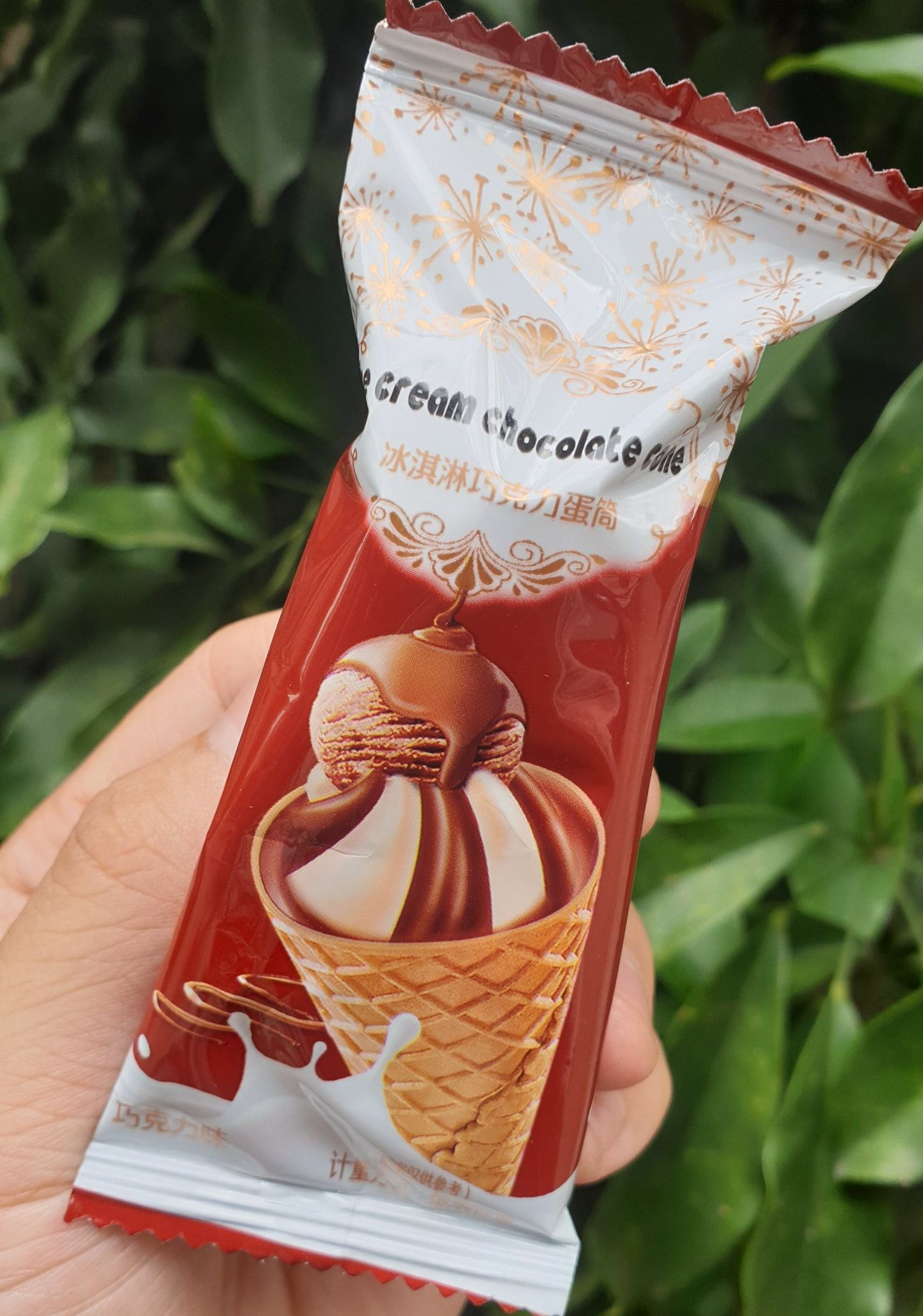 2 gói Bánh ốc quế nhân kem socola Đài Loan đồ ăn vặt thơm ngon - Date 11/2022