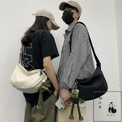 Túi đeo chéo bán nguyệt nam nữ thời trang phong cách Hàn Quốc vải canvas loại 1 thích hợp với các bạn trẻ năng động