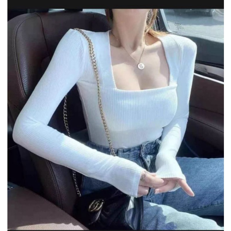 Áo tay dài cổ vuông viền to