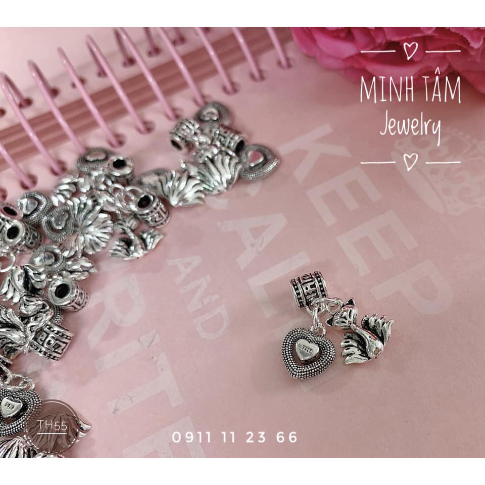Charm bạc treo hồ ly chúa trái tim