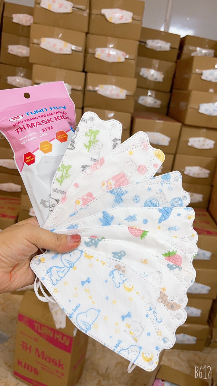Chỉ 1,5k/ chiếc. Túi Khẩu Trang Em Bé 4D TUẤN HUY gồm 10 cái Kháng Khuẩn, yên tâm cho bé dùng mùa dịch