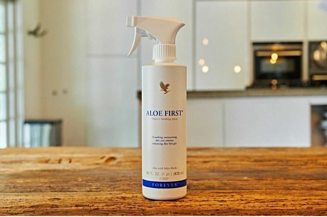 Xịt khoáng cấp ẩm và làm dịu da aloe first 040flp