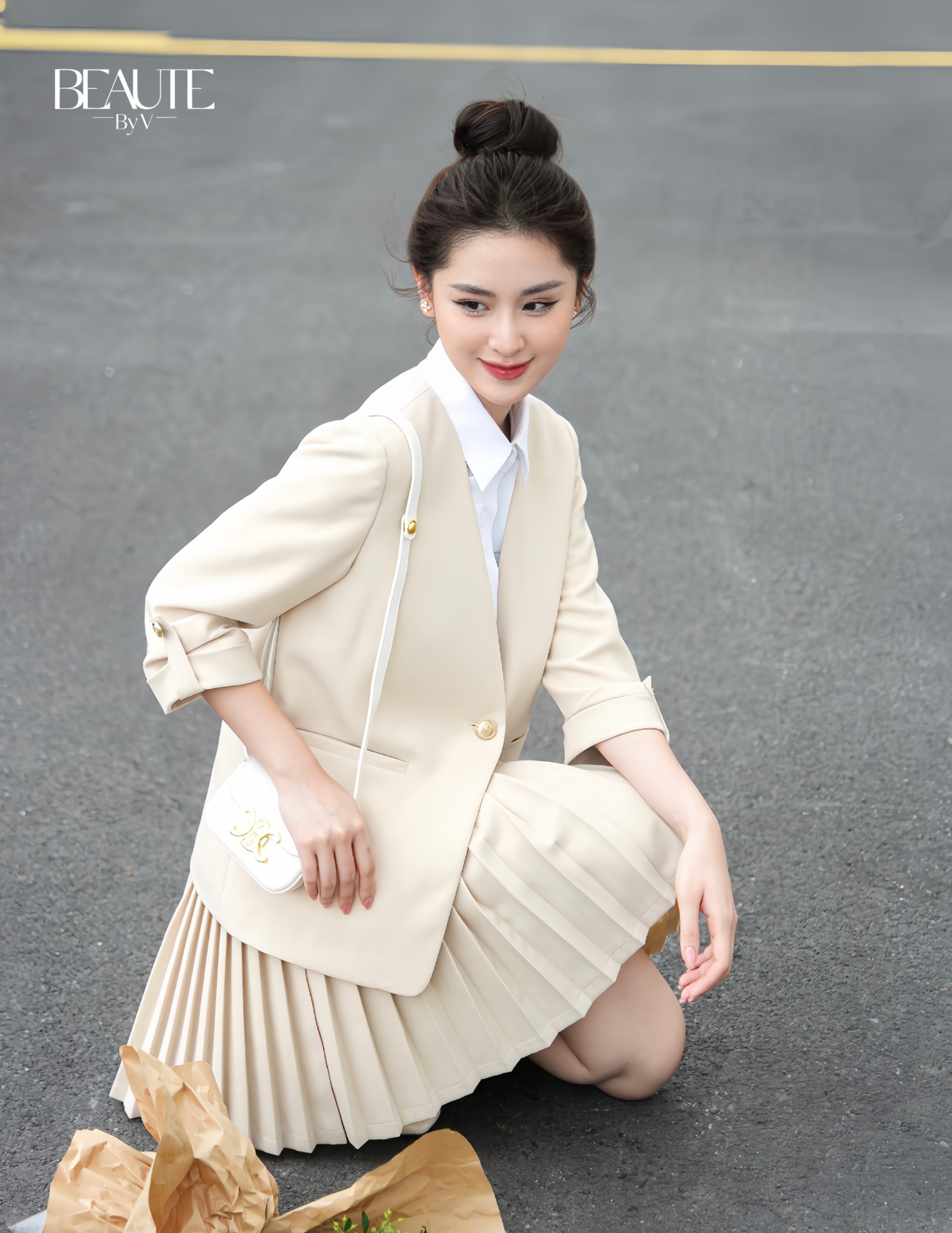 Beautebyv - áo blazer nữ không cổ tay nhún lửng bruce
