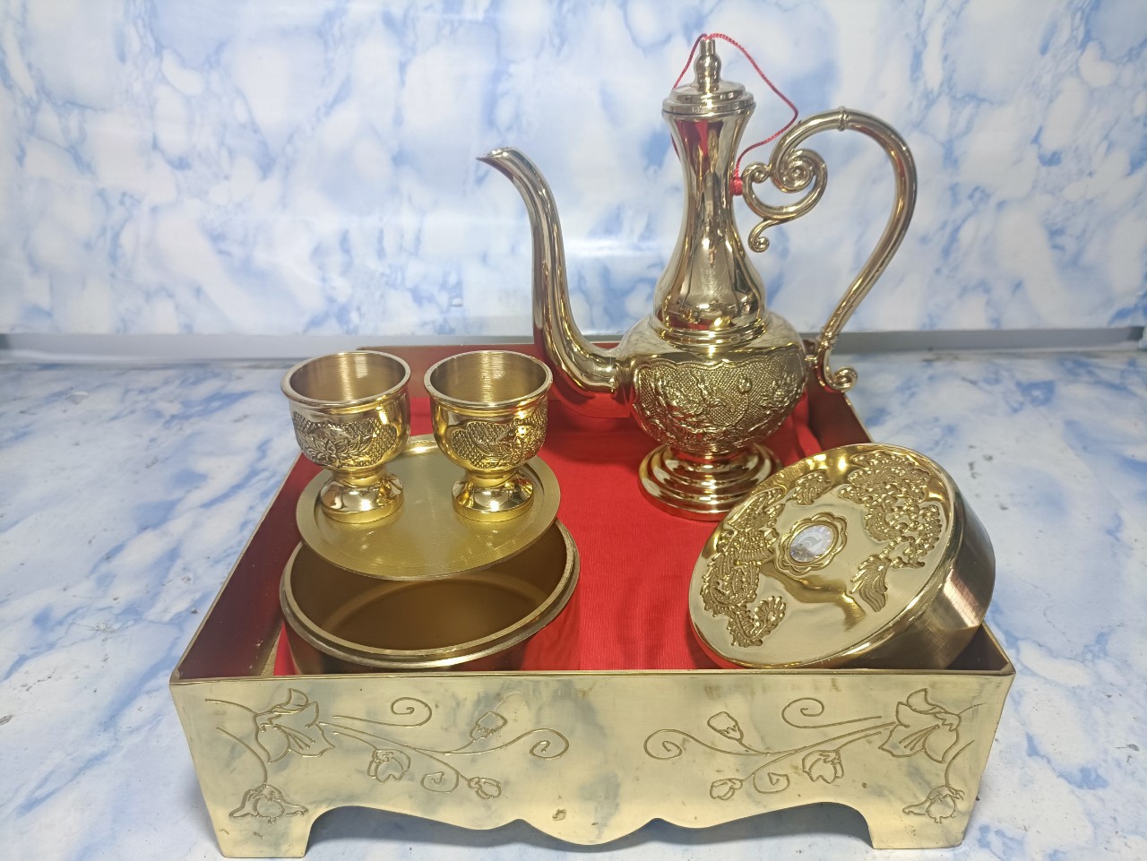 Bộ khay trầu hỏi cưới bằng đồng