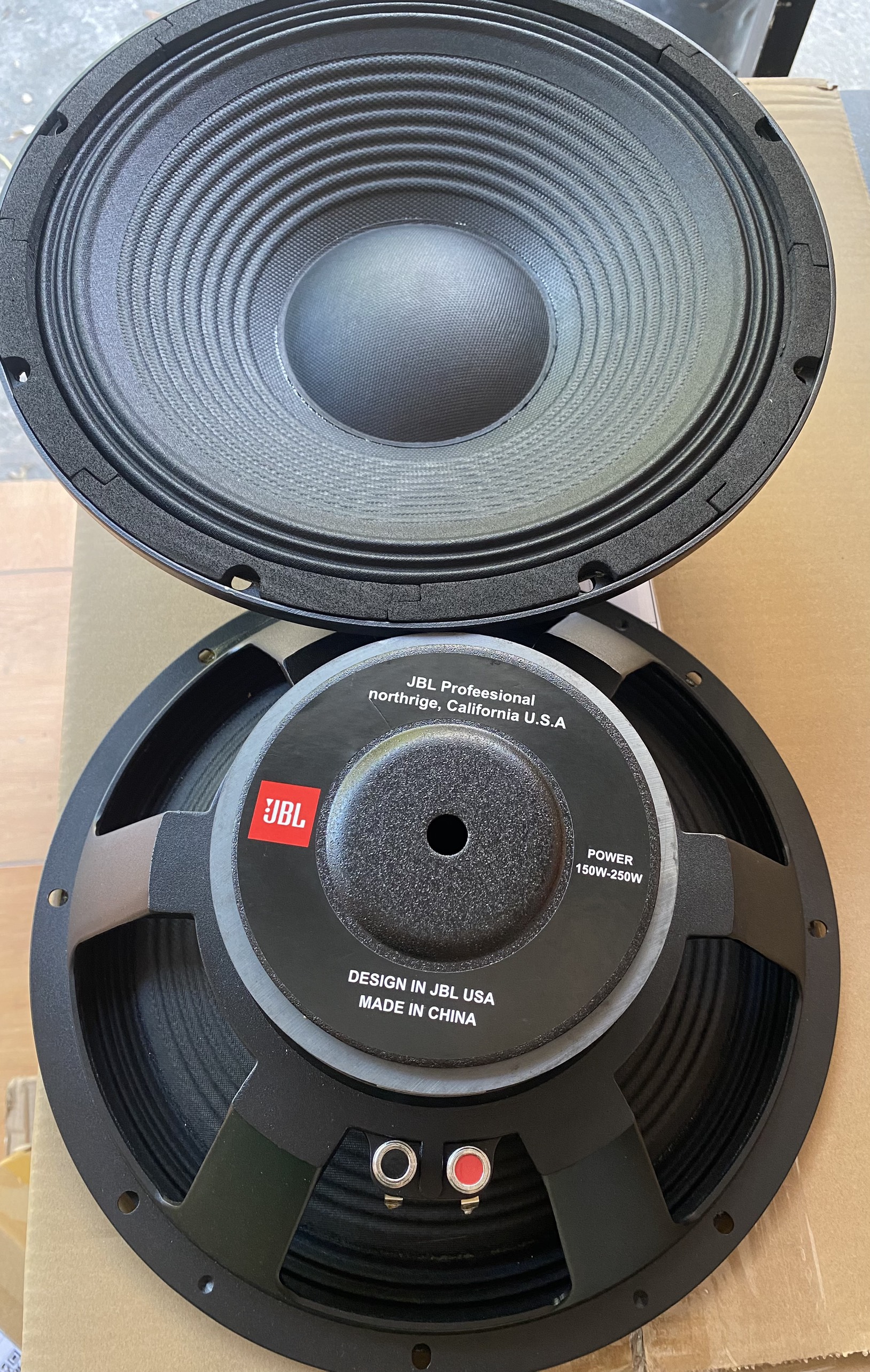 Loa bass 30 jbl coil 51 từ 140 sườn nhôm