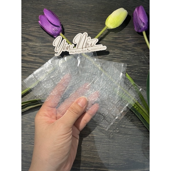 Keo dán móng giả 2 mặt