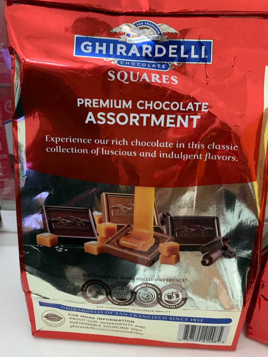 Socola cao cấp Ghirardelli Chocolate Squares Premium Chocolate Assortment 674.9g - Blooming Beauty Shop