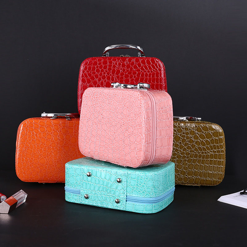 Cốp đựng mỹ phẩm mini vân cá sấu cực sang chảnh