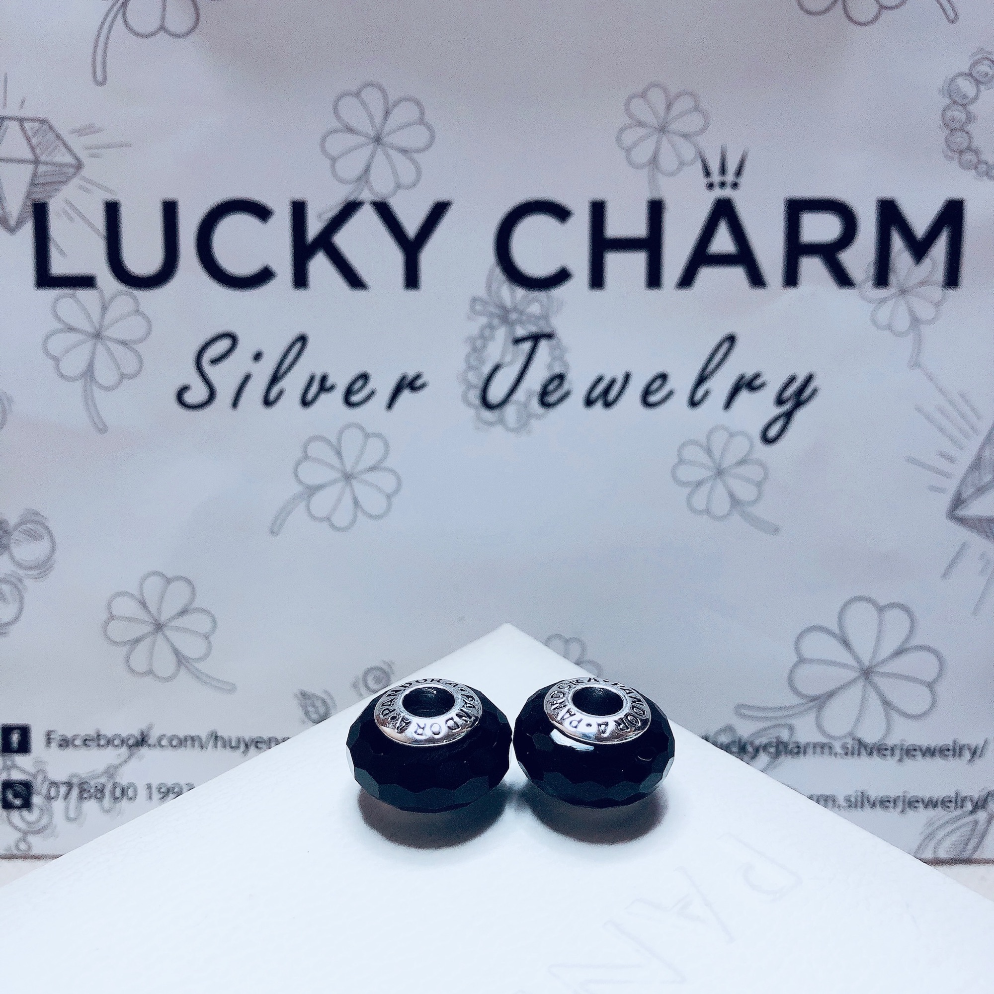 Charm đá glass màu đen bạc 925