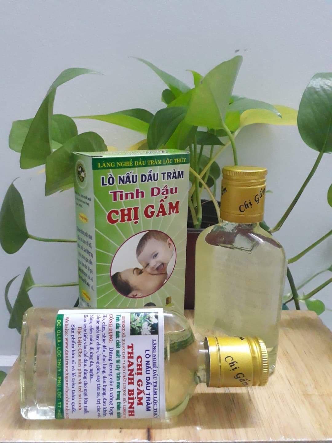 [1 NGÀY GIÁ SỐC ] Dầu tràm Huế Chị Gấm 100ml, Tinh dầu tràm Huế Hương Vị Cố Đô 100ml, tắm cho bé, bô