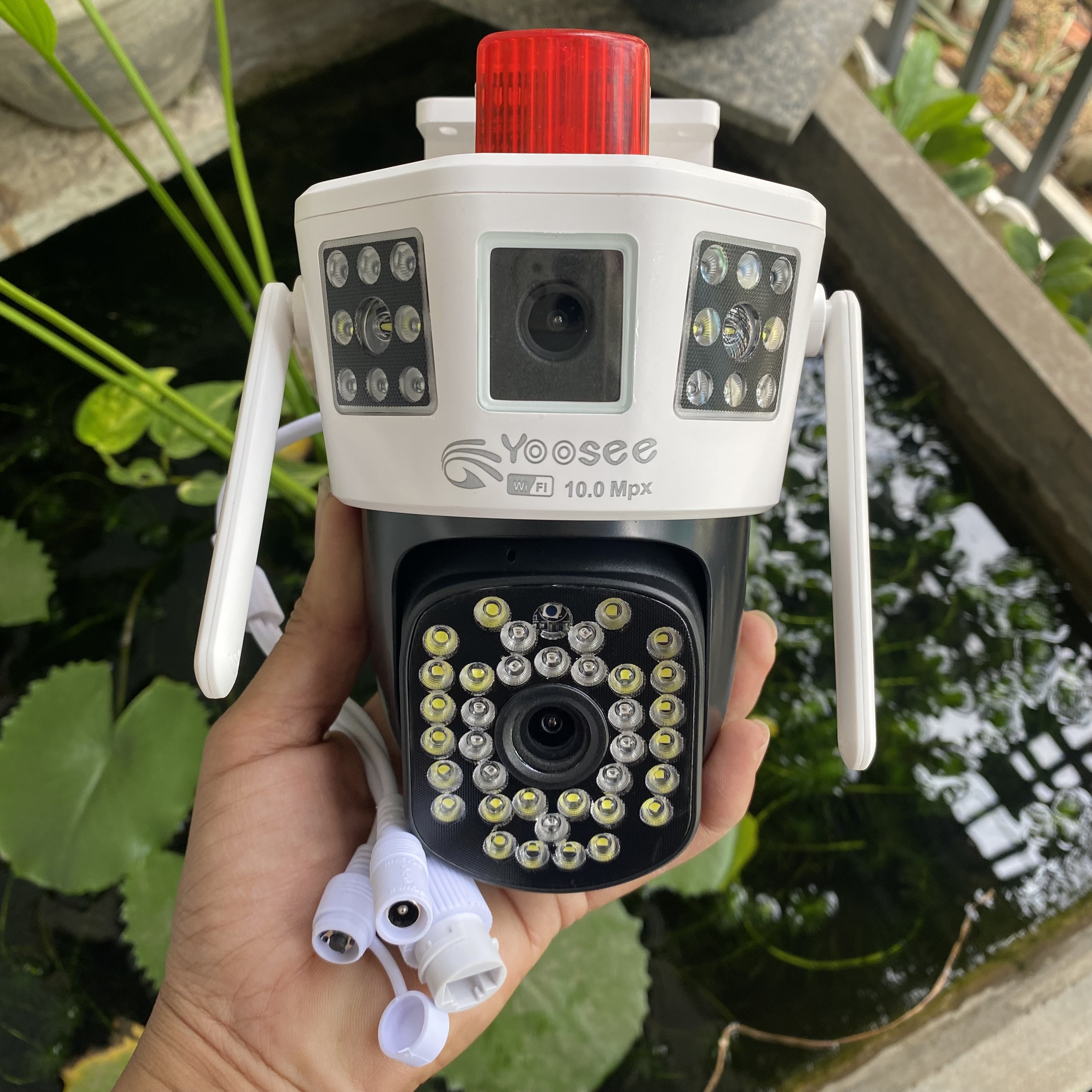 CAMERA YOOSEE PTZ 108 - 4 MẮT 3 MÀN HÌNH FHD 8.0M CÓ ĐÈN ĐỎ BÁO ĐỘNG - XEM 3 MÀN HÌNH CÙNG LÚC - CHỐNG NƯỚC XOAY - ĐÀM THOẠI 2 CHIỀU - BÁO ĐỘNG CHÔNG TRỘM - HÌNH ẢNH RÕ NÉT - GÓC QUAY RỘNG