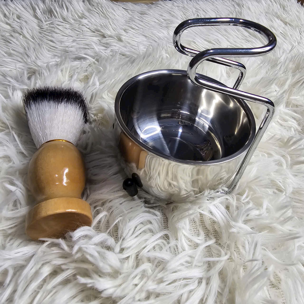 Bộ Chén Cọ Bôi Kem Cạo Râu bộ chén cọ bôi kem cạo râu cọ gỗ lông mềm, chén inox.