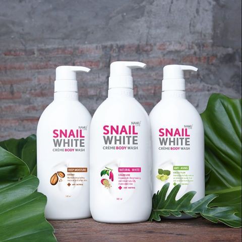 Sữa tắm trắng da Snail white 500ml New hàng Thái Lan chính hãng Sữa Tắm Snail White sữa tắm