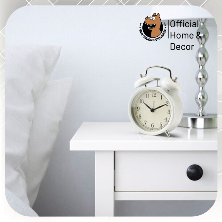 Đồng hồ báo thức Dekad IKEA Đông hồ kim trôi, kiểu dáng cổ điển, phù hợp với mọi căn phòng.