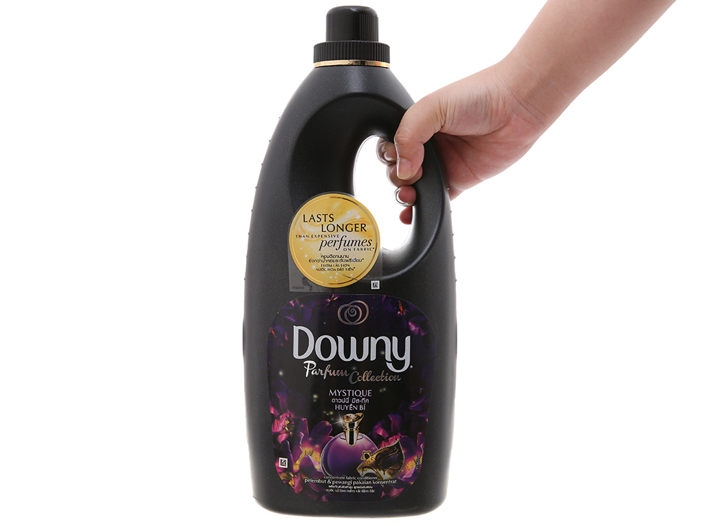 Nước xả vải Downy Parfum Collection huyền bí chai 1.8 lít