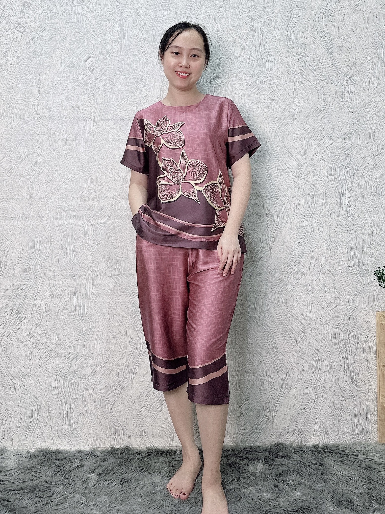 N8 Đồ bộ mặc nhà trung niên lụa Latin, đồ lụa quần lở, đồ mặc nhà trung niên cho mẹ size lớn từ 50 - 75 kg