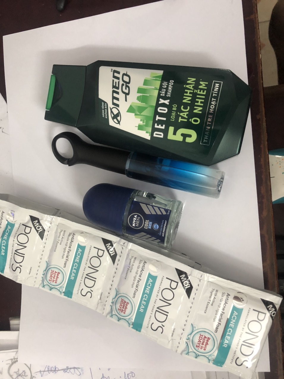 [HCM](AU) Combo 3 tặng 1 bao gồm: 1 chai dầu gội xmen detox 150g + 1 chai lăn khử mùi nivea men 12ml + 1 chai nước hoa xmen 22ml + tặng 12 gói sữa rửa mặt 4g/ gói