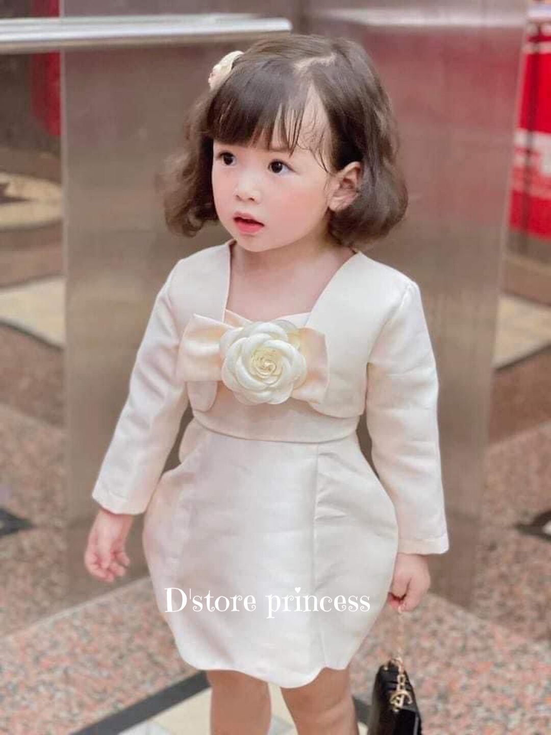 Váy đầm tiểu thư vải tơ bóng phối ren cho bé gái MamLa