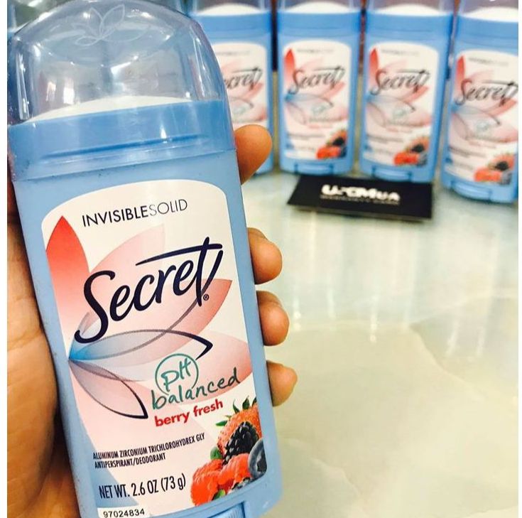 Lăn khử mùi sáp Secret PH Balanced Berry Fresh Invisible Solid 73g, lăn dạng sáp dành cho nữ chính hãng Mỹ