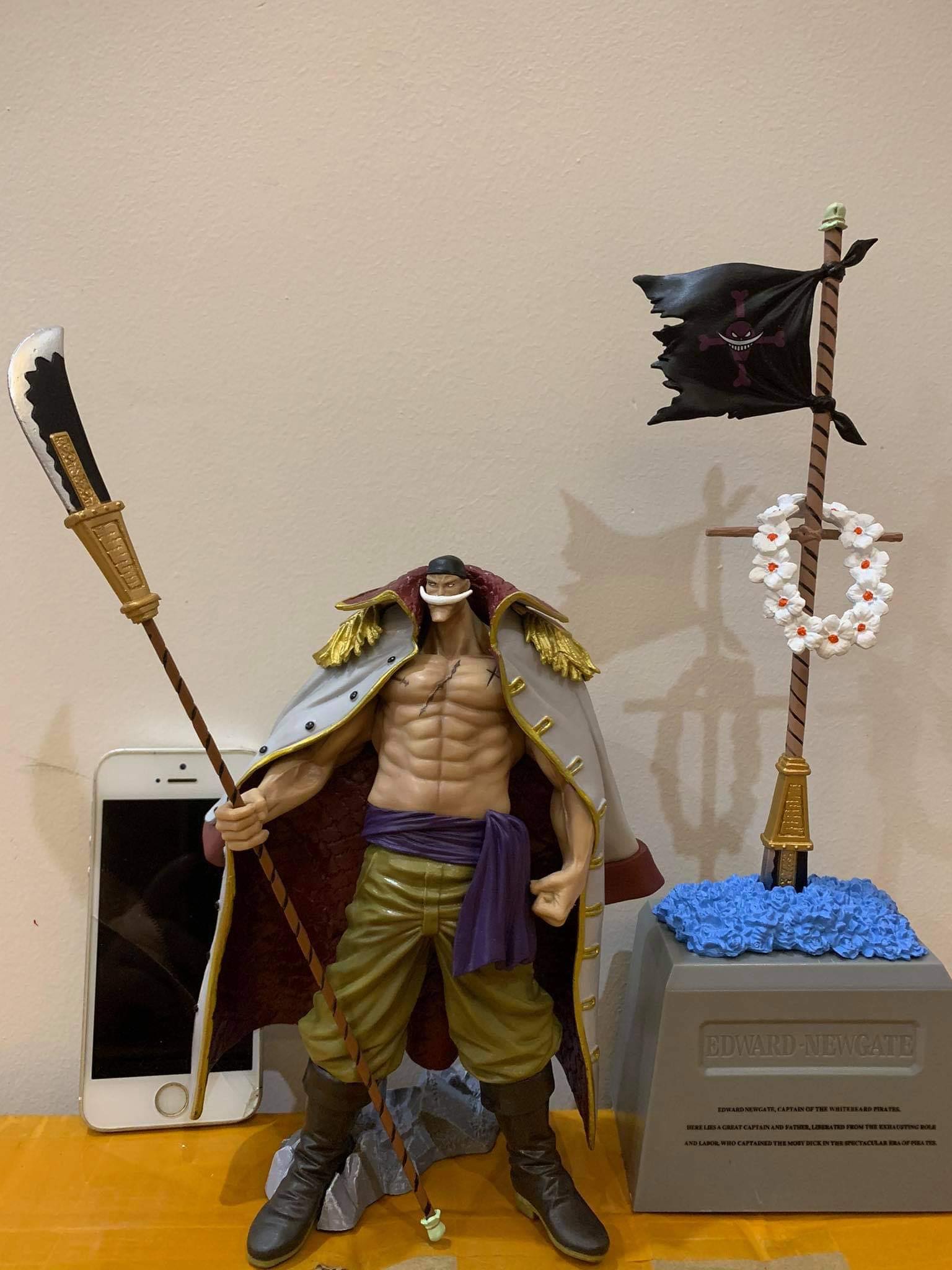 Mô hình Figure Tứ Hoàng Râu Trắng Edward Newgate One piece