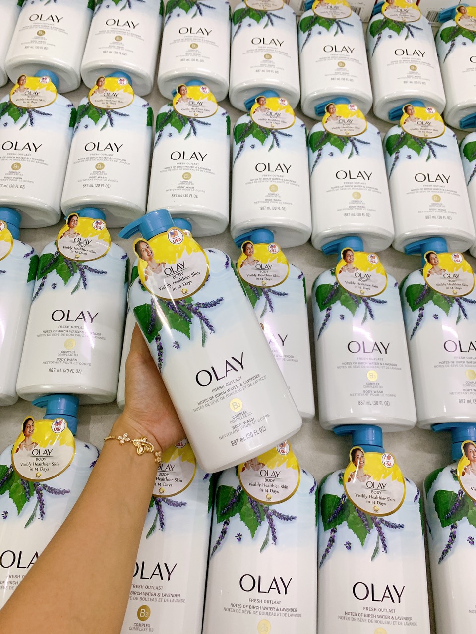 Sữa tắm olay purifying water & lavender 887ml