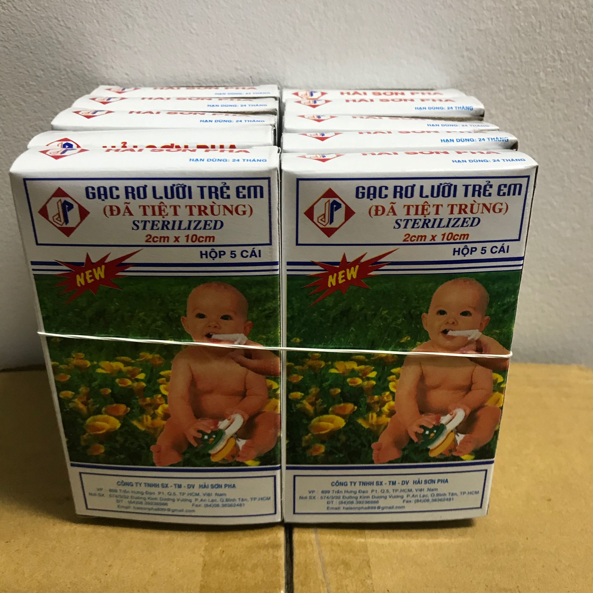1 lốc gồm 10 hộp gạc rơ lưỡi Hải Sơn Pha, mỗi hộp gồm 5 cái