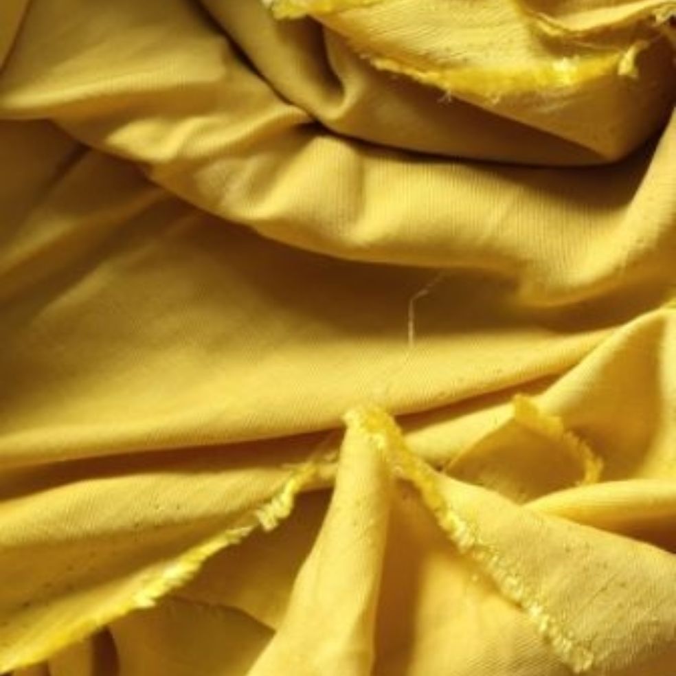 Vải đũi tơ thái màu vàng