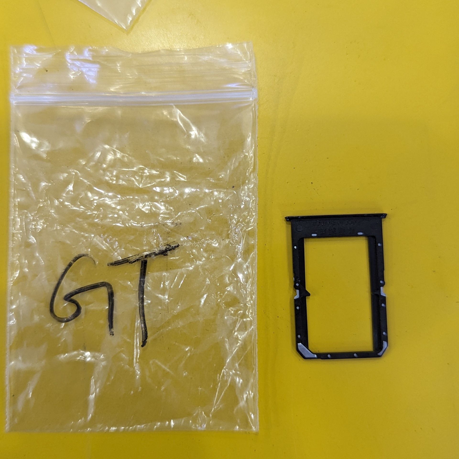 Khay sim realme gt 5g