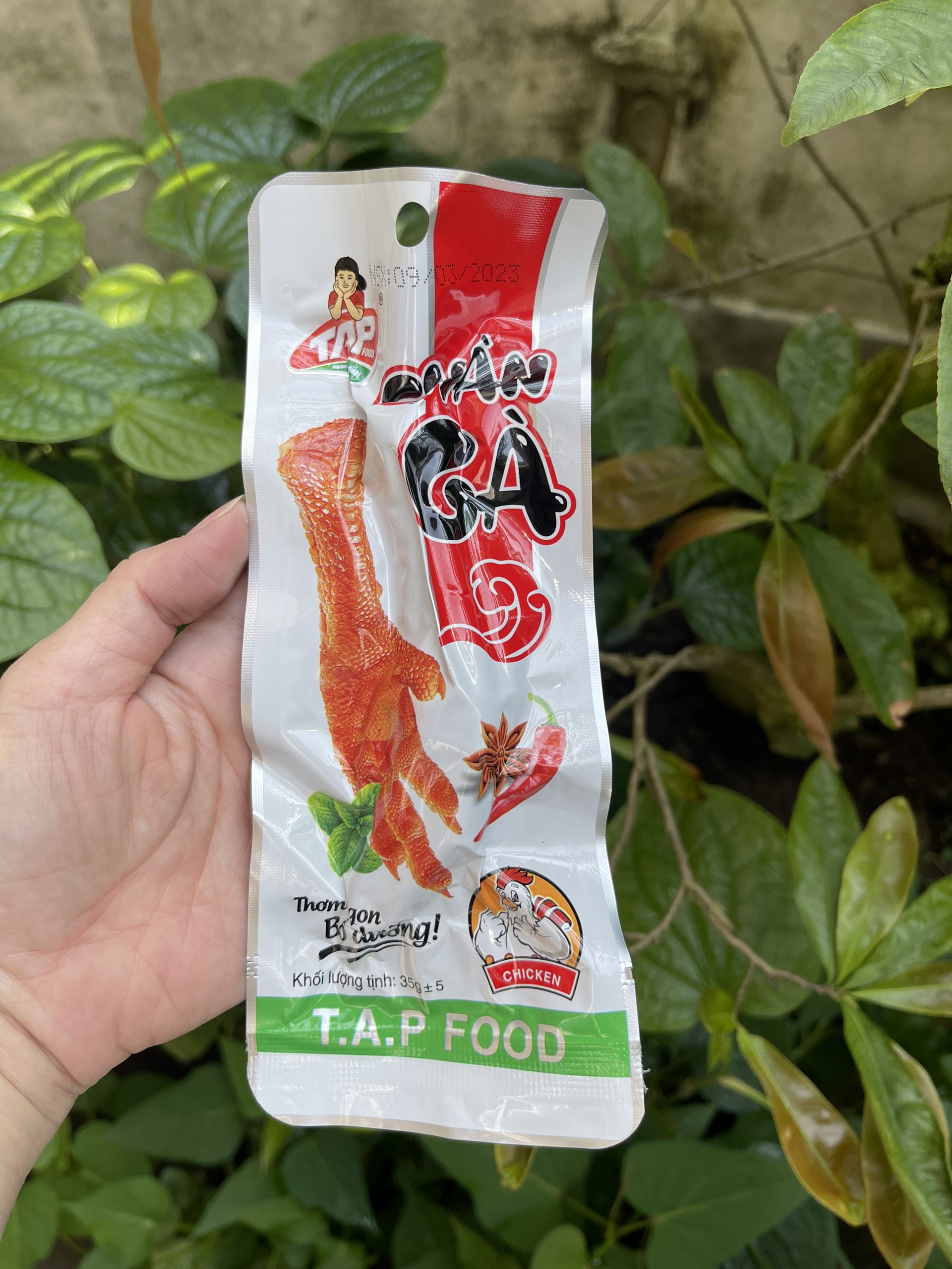 1 chân gà cay tứ xuyên ủ vị hãng tap food 35gr