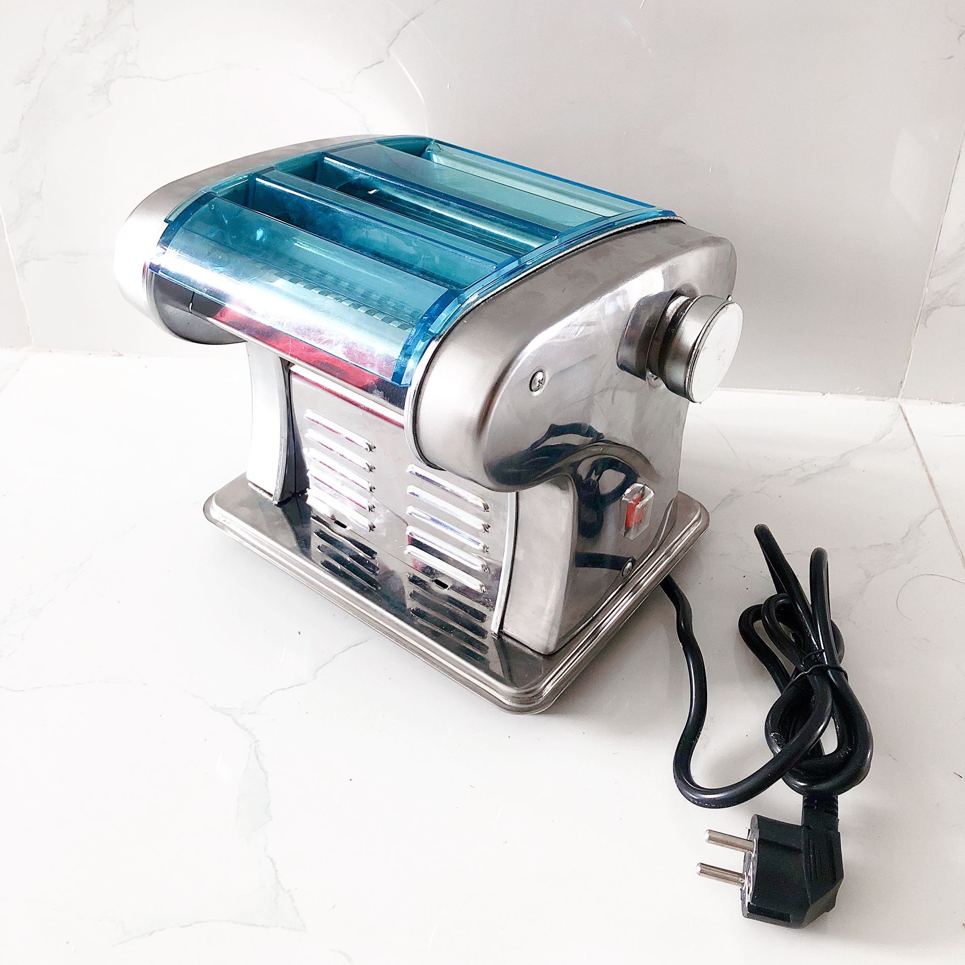 [ẢNH THẬT] Máy cán bột làm sợi mì, làm mì tươi bằng moto điện, FKM150-2 cao cấp