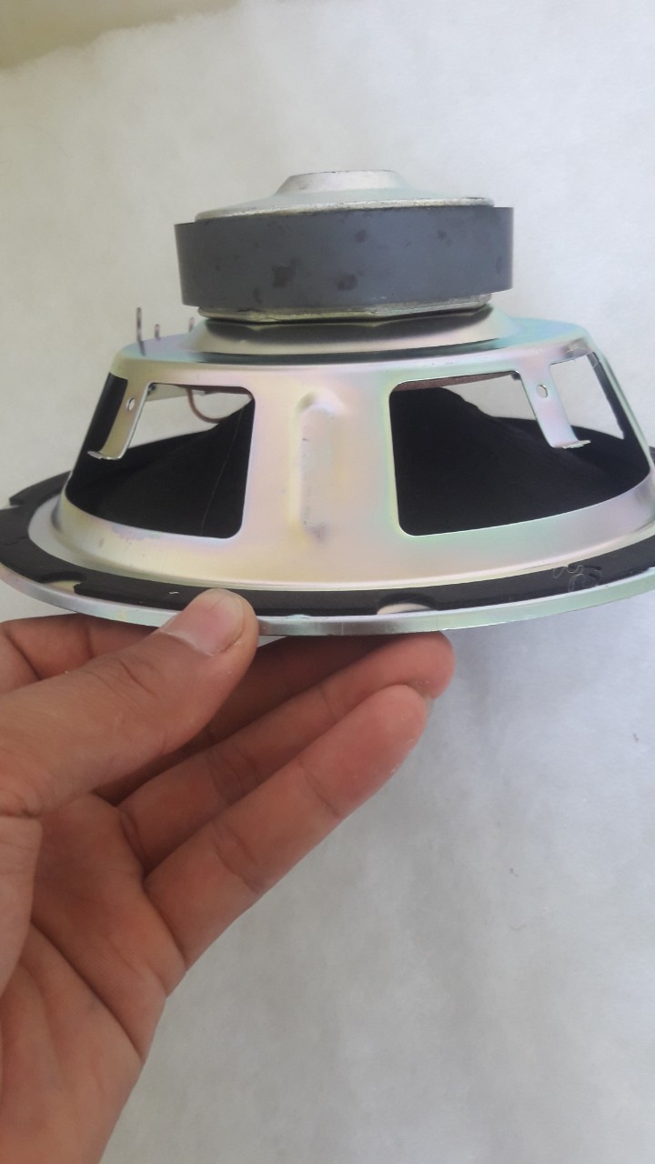 1 cái - loa bass 20 bose cao cấp