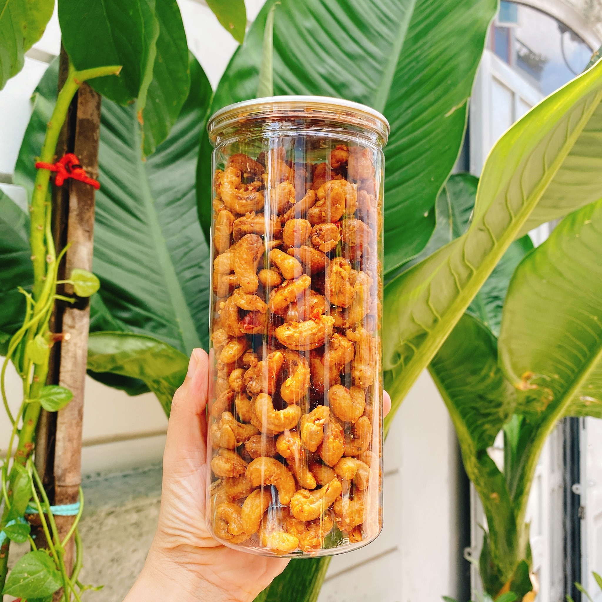 HẠT ĐIỀU TỎI ỚT LOẠI ĐẶC BIỆT - HỘP 500GR