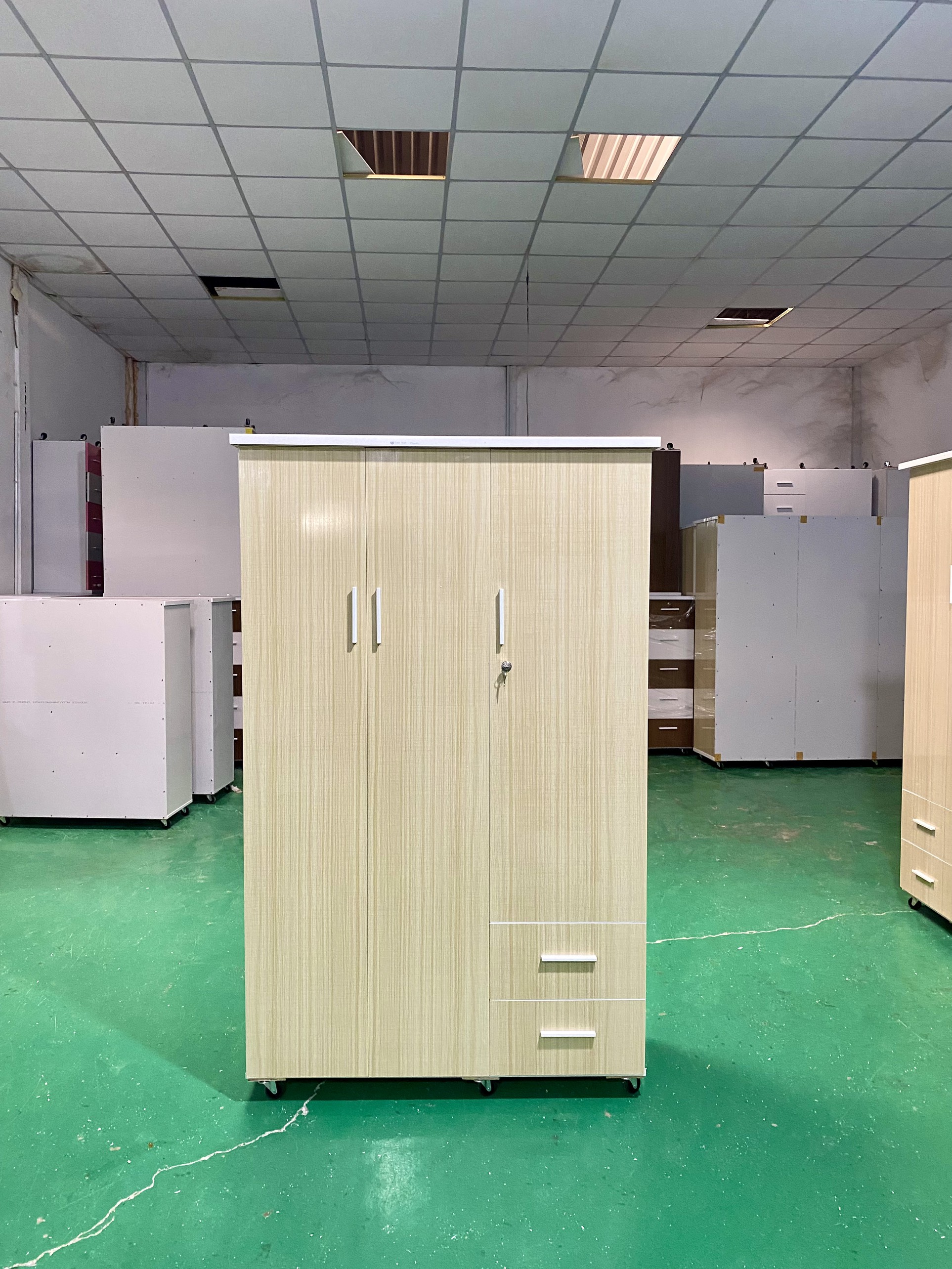 Tủ quần áo 3 cánh nhựa Đài Loan