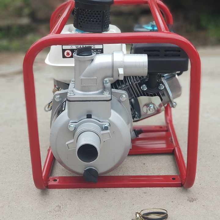 Máy bơm nước chạy xăng Honda Gx200 6.5HP - Đặc biệt : sử dụng Le gió tự động giúp khởi động dễ dàng và tiết kiệm nhiên liệu tối đa